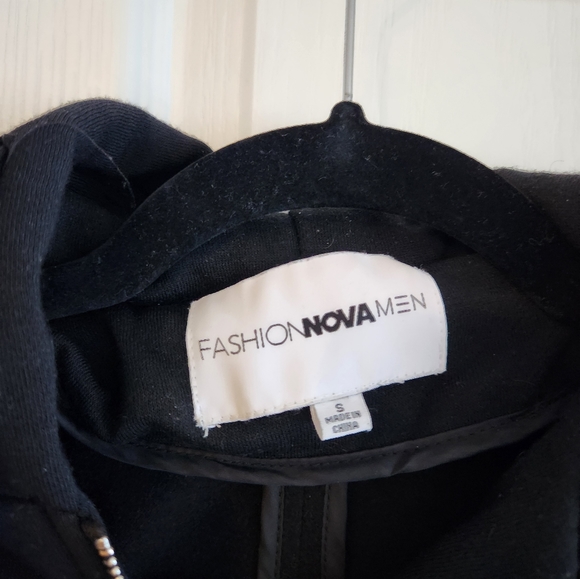 Mens hooded coat - Picture 13 of 16